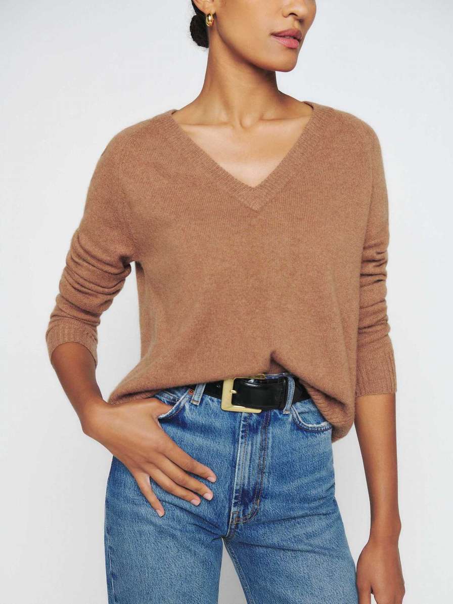 Women's Reformation Cashmere Relaxed V-Neck Sweater Brown | USA-6053411