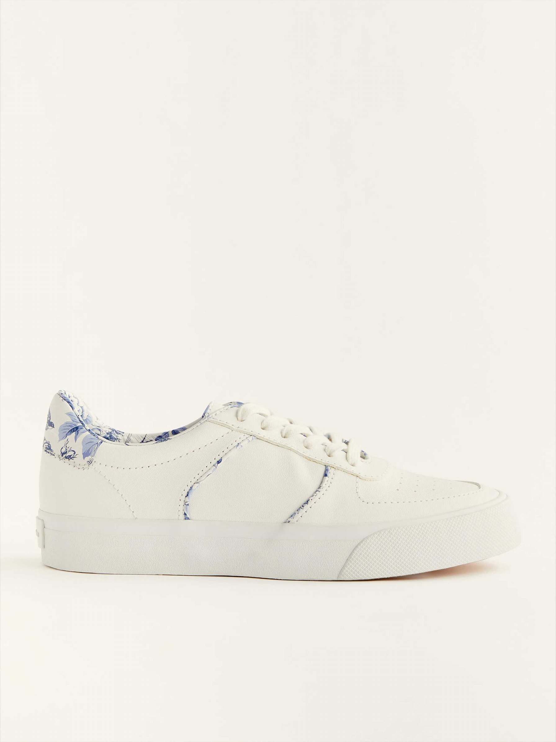 Women's Reformation Harlow Sneakers White | USA-432608