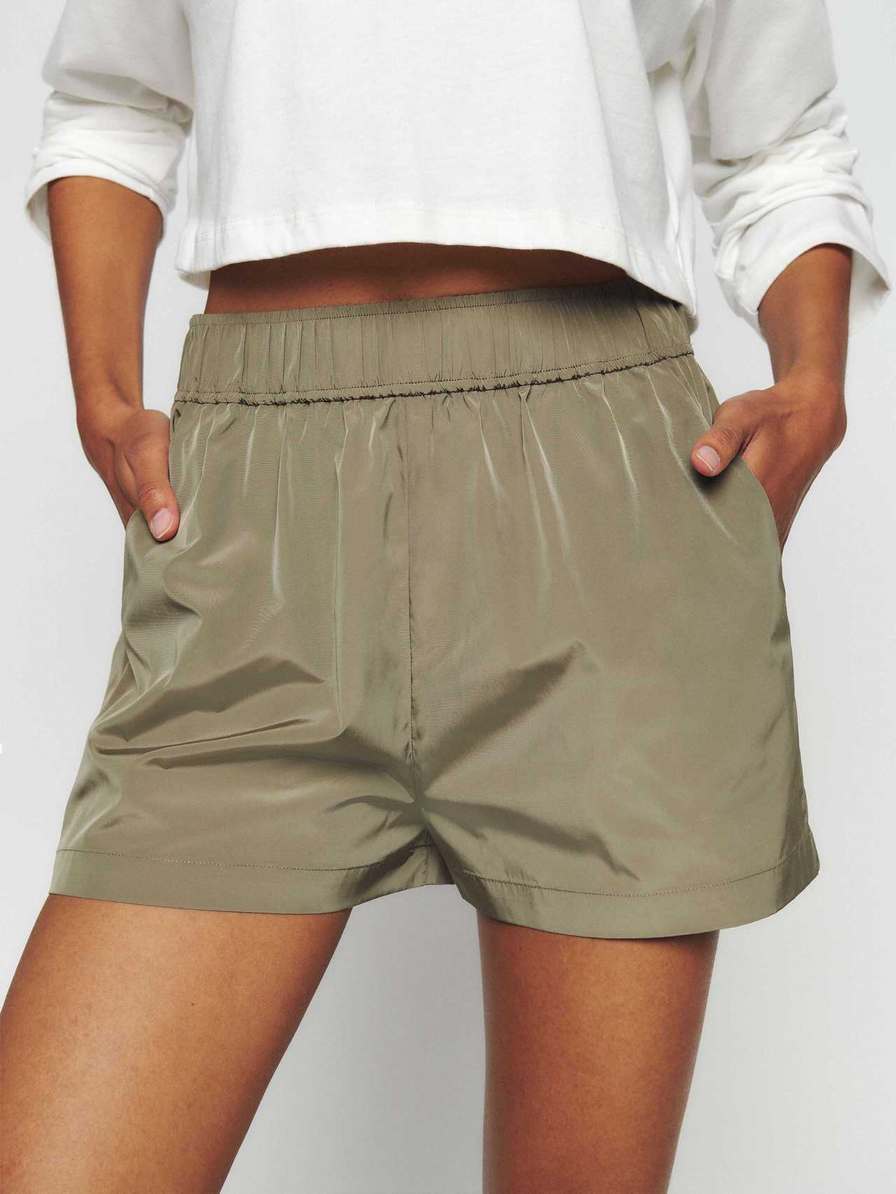 Women\'s Reformation Kinsley Shorts Light Green | USA-430682